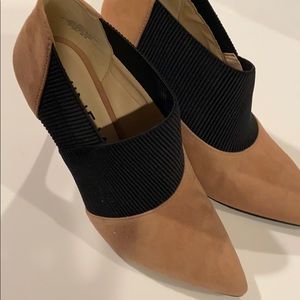 Brand new Nine West booties